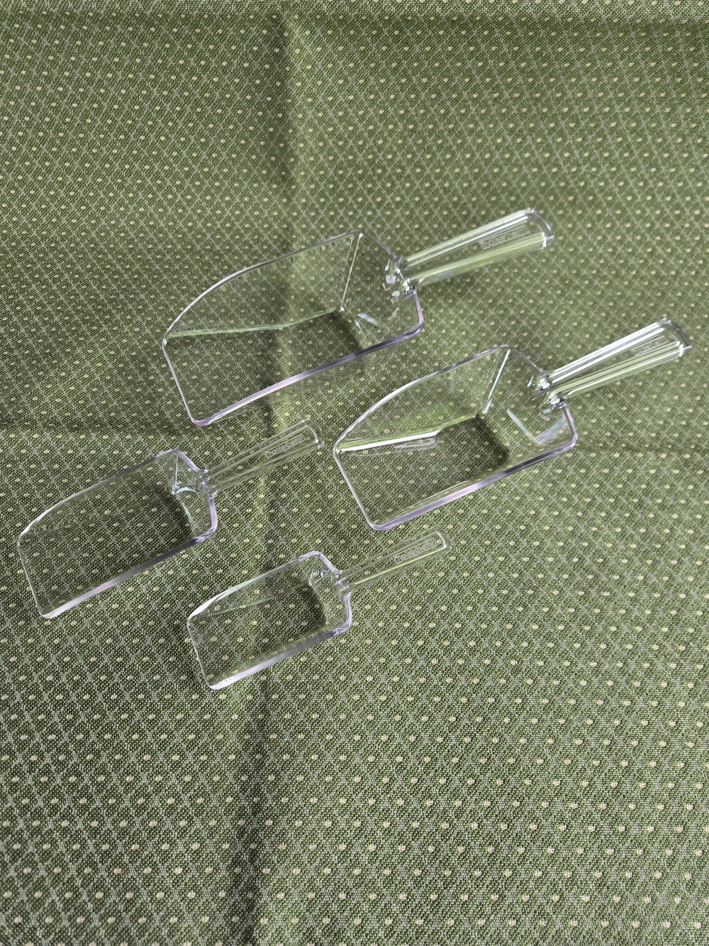 Clear Acrylic Serving Scoops - Set of 4